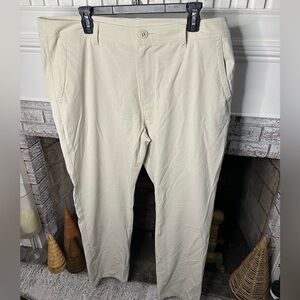 Huk Men's Performance Material Light Khaki Chino Fishing pants
